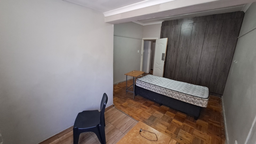 7 Bedroom Property for Sale in Willows Free State